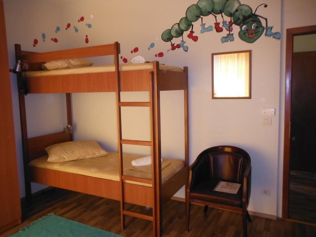 Cocoon Hostel & Apartments Ragusa Esterno foto