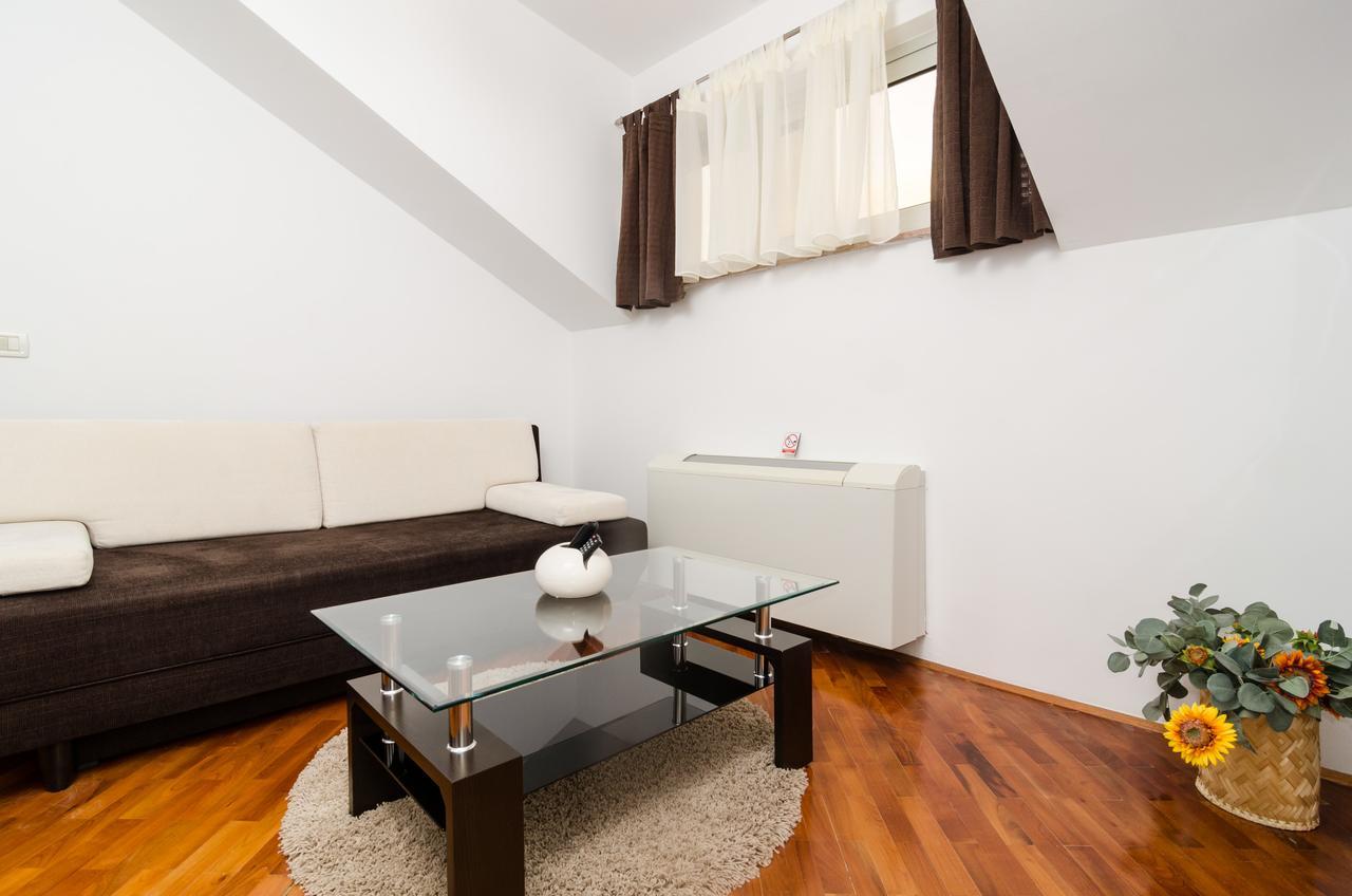 Cocoon Hostel & Apartments Ragusa Esterno foto